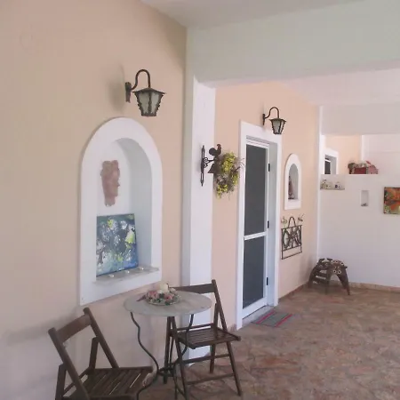 Holiday home Harmony Makrades